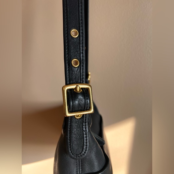 2002 Vintage Coach Legacy Small Pocket Zip Crossbody Shoulder Bag - Picture 4 of 10